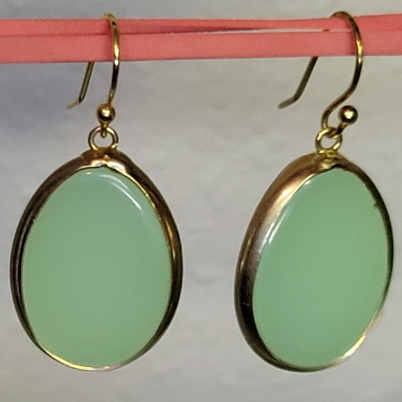 Beautiful Green Chrysoprase Earrings - Picture 3 of 3